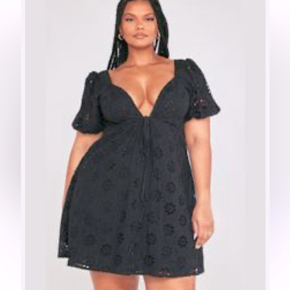 NWT PRETTYLITTLETHING Black Lined Eyelet Broderie Anglaise Puff Sleeve Dress, 16
